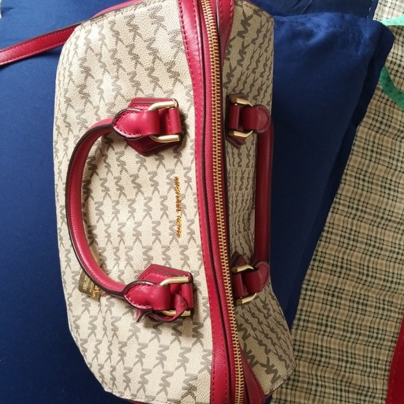 Michael kors handbag - Picture 3 of 6